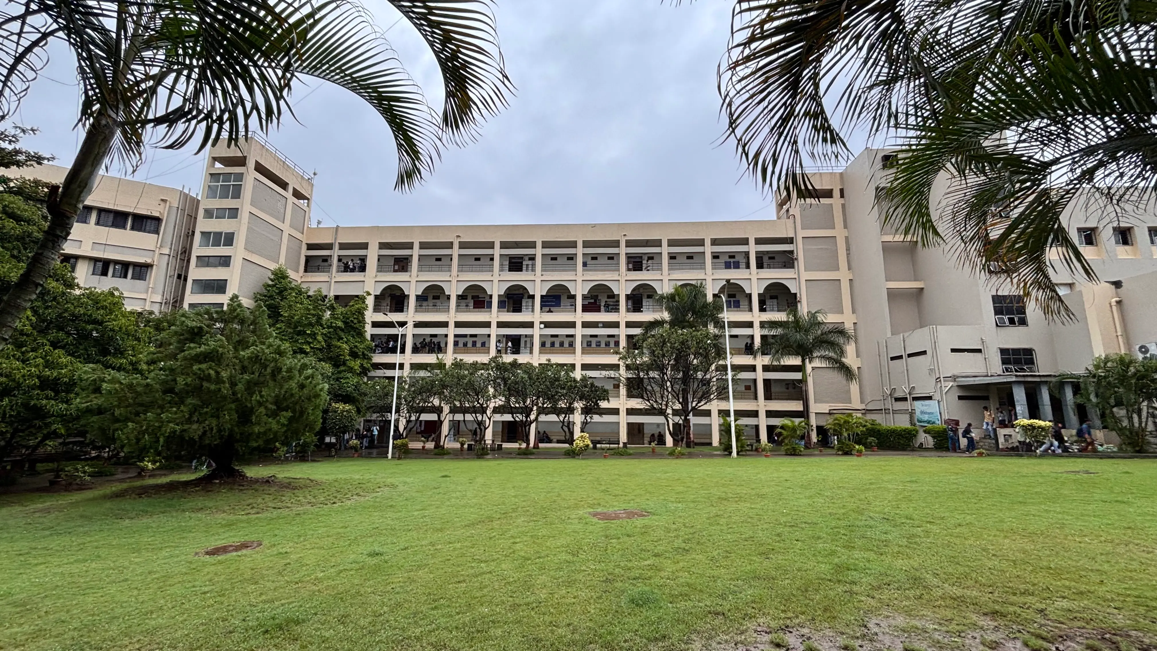 VIT Pune Main Campus & Academic Complex